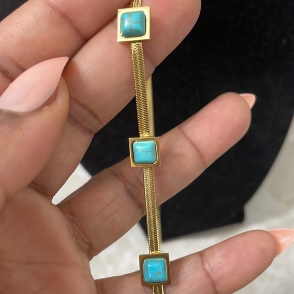 Turquoise Blue Stone Square Herringbone Necklace - Picture 14 of 17